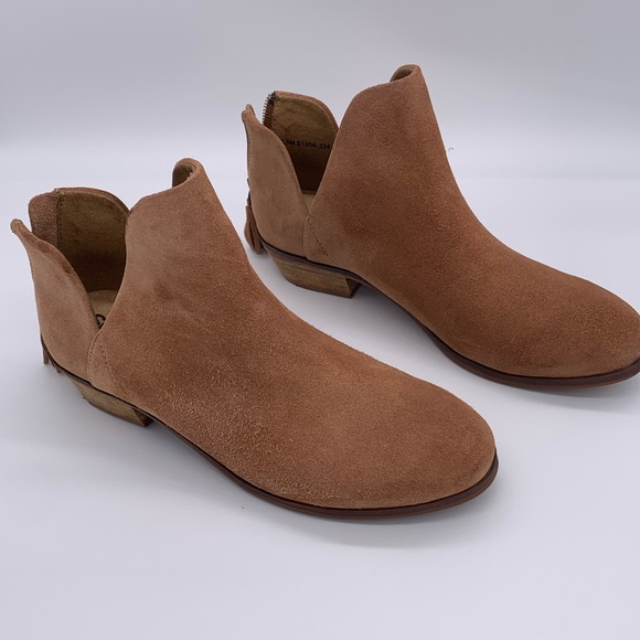 Softwalk Rylee Booties - Picture 2 of 5